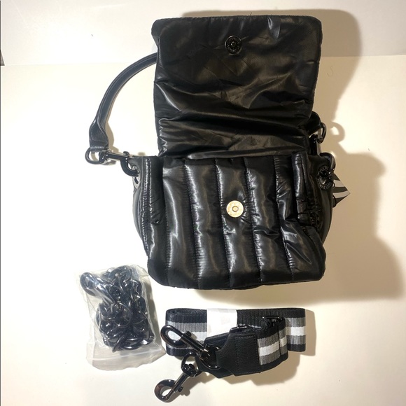 Think Royln Puffy Quilted Petite Bar Bag Shiny Black - Picture 4 of 5